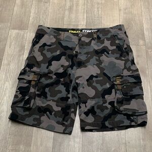 Mens Stanley Camo Cargo Stretch Utility Shorts‎